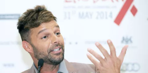 Clinton, Ricky y Love, juntos contra el sida