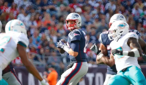 Brady acabó con el invicto de Dolphins