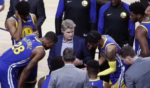 Kerr  es un hombre feliz en los Warriors