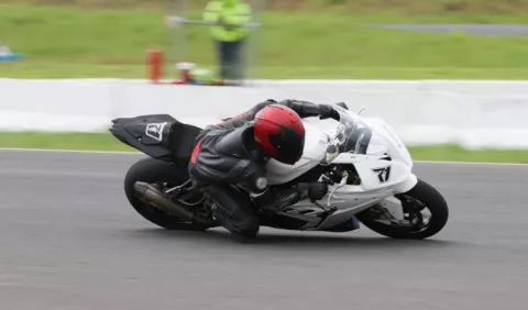 Motociclismo define campeones