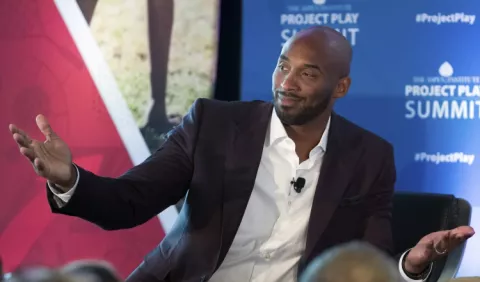 Caso de violación persigue a Kobe Bryant