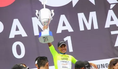 Carlos Samudio quiere repetir la foto de campeón