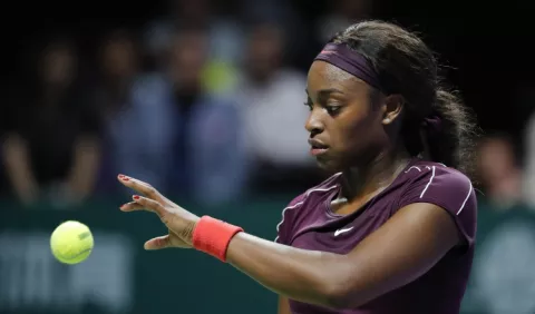 Stephens logra victoria