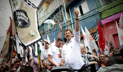 La campaña acaba y un Brasil polarizado elige a su nuevo presidente