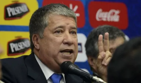 'Bolillo' pide humildad  a los suyos