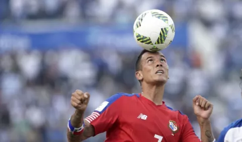 Blas Pérez se retira