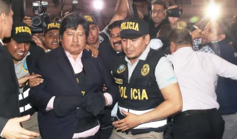 Dirigente peruano, preso por 18 meses...