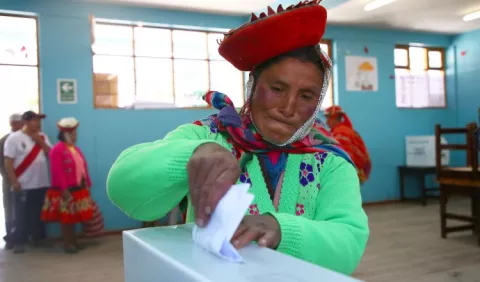 Congresistas peruanos no podrán ir a la  reelección 