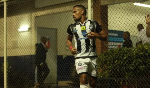 Panameño Armando Polo volvería a El Salvador