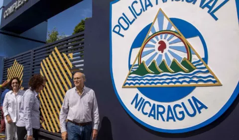 Grupo de medios denuncia  confiscación de  sede y tres empresas