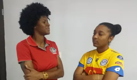 Solo una reinará en la Liga de Fútbol Femenino