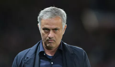 Mourinho está libre y el Madrid busca técnico