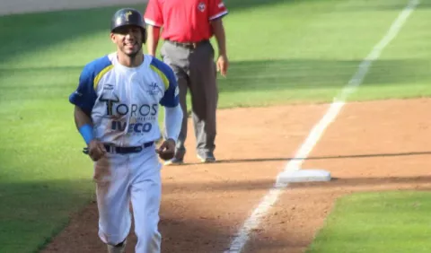 Toros de Herrera siguen en los primeros planos