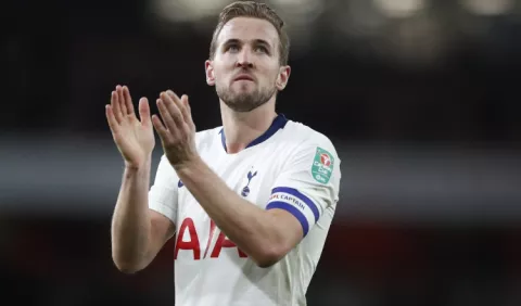 Tottenham se mete en la pelea 
