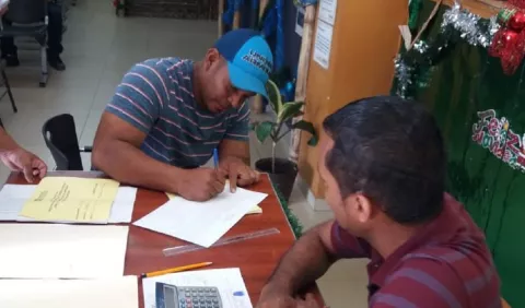 Denuncias sobre manejo firmas de precandidatos irán a fiscalía electoral
