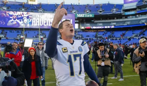 Chargers van por Patriotas