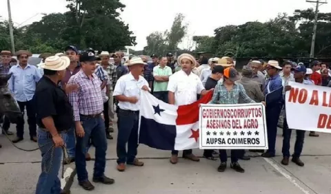 Diálogo con el Gobierno no detiene protesta de productores