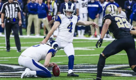 Zuerlein, lesionado