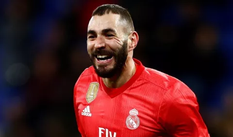 Benzema  anda encendido
