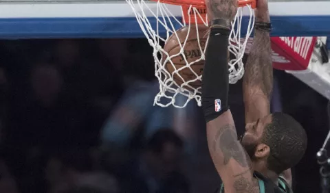 Kyrie Irving destaca con  Celtics