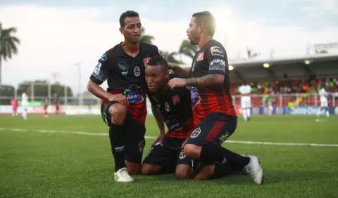 Sporting y Árabe protagonizarán batalla en la cima de la tabla