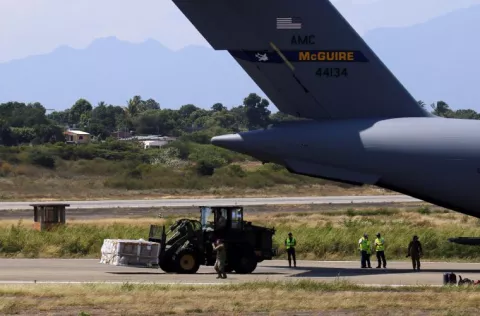 Llegan a Colombia  tres aviones de EE.UU. con ayuda para Venezuela