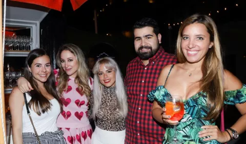 Coctel por apertura de un  nuevo local 