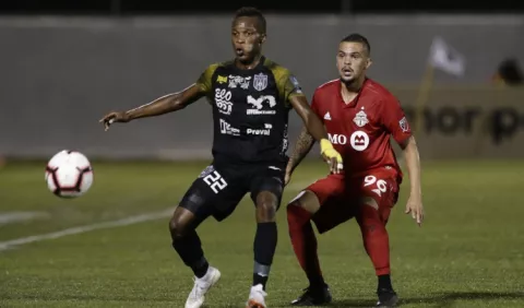 CAI, muy superior y vence por goleada a Toronto FC