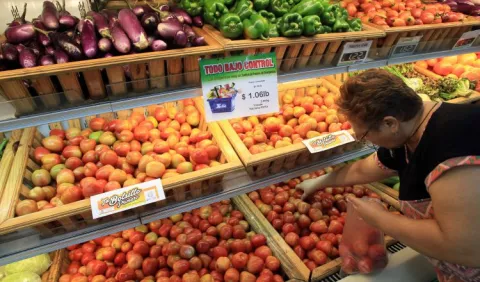 Panameños enfrentan alzas en productos alimenticios 