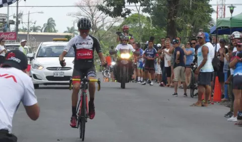 Hassan Chan se lleva los honores