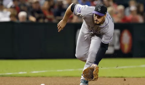 Nolan Arenado  reafirma compromiso con Colorado