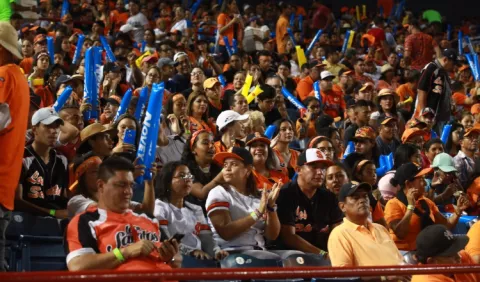 ¿Cuánto dinero se recaudó en la taquilla de la serie final del juvenil?