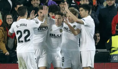 Valencia enfrentará a Barça en la final