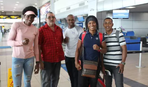 Boxeadores panameños se pulen en busca de boleto a Panamericanos