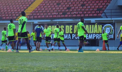Santa Gema vuelve a perder en la mesa