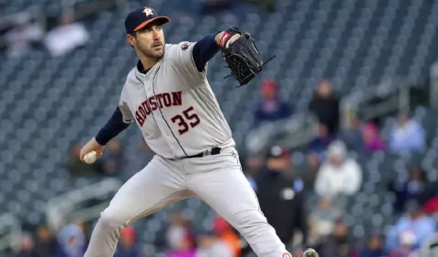 Astros le extienden contrato a Justin Verlander 