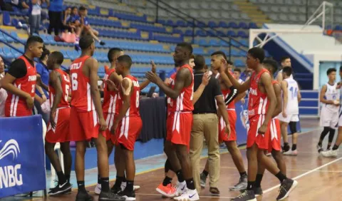 Panamá sigue invicto en Torneo Centroamericano de Baloncesto