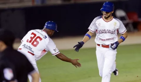 Padres de San Diego ensayarán con el panameño Javier  Guerra