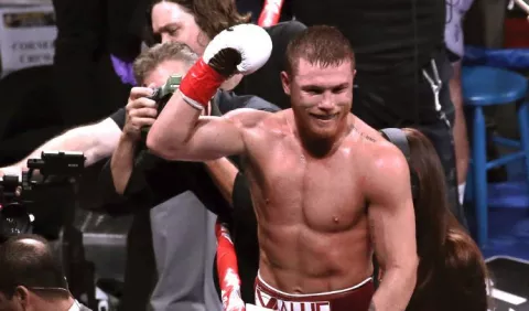 ¿Es Saúl 'Canelo' Álvarez el mejor boxeador de la historia?