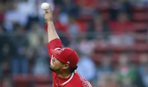 Jaime Barría logra primer triunfo de la temporada en las Grandes Ligas