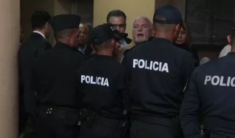 Acción desfasada del Ministerio Público contra Ricardo Martinelli  