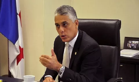 Jorge González, confiado en permanecer en la Autoridad del Canal de Panamá