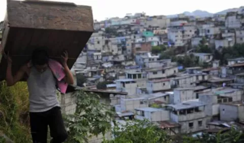 El lujo de tener una vivienda en Guatemala