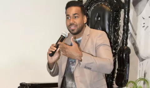Romeo Santos debe convocar a 80 mil seguidores