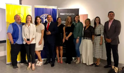 Fashionart ​por los  500 años
