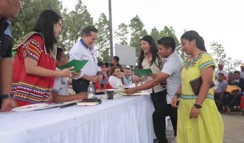 Cortizo promete una universidad en  comarca
