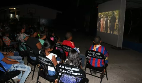 'Cine Viajero' se inició en Chiriquí, recorrerá importantes ciudades del país