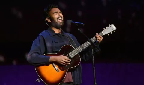 Malik revisita Los Beatles en la cinta 'Yesterday'