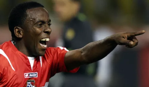 'Patón' Phillips: 'Hay jugadores que no tienen amor por la camiseta'