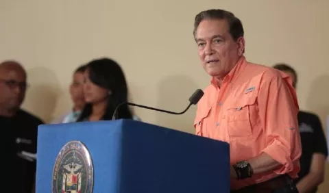 Laurentino Cortizo asegura que seguirán denuncias por corrupción